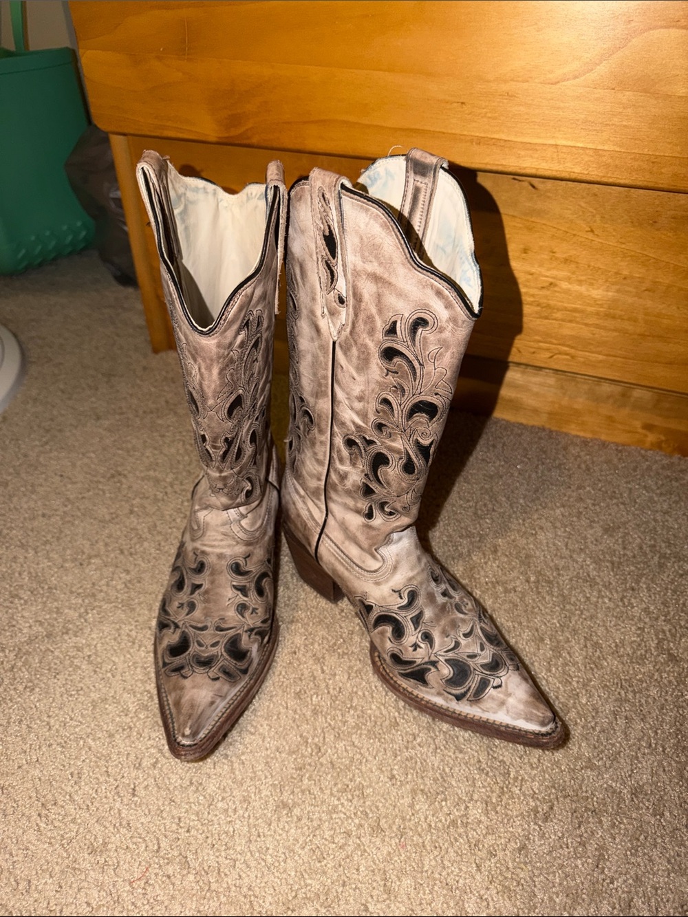 Justin Boots Distressed Taupe and Black Western Lace-Up Boots